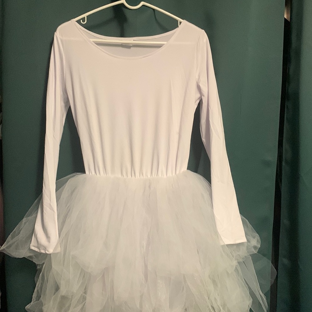 Cute angel costume, all pieces white.